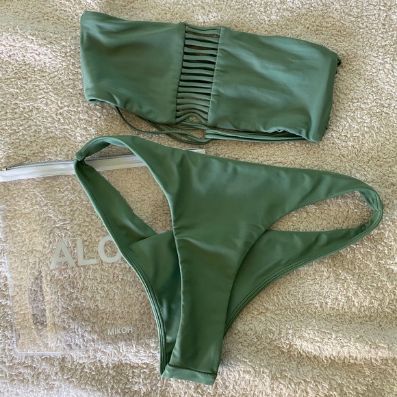 Mikoh bikini